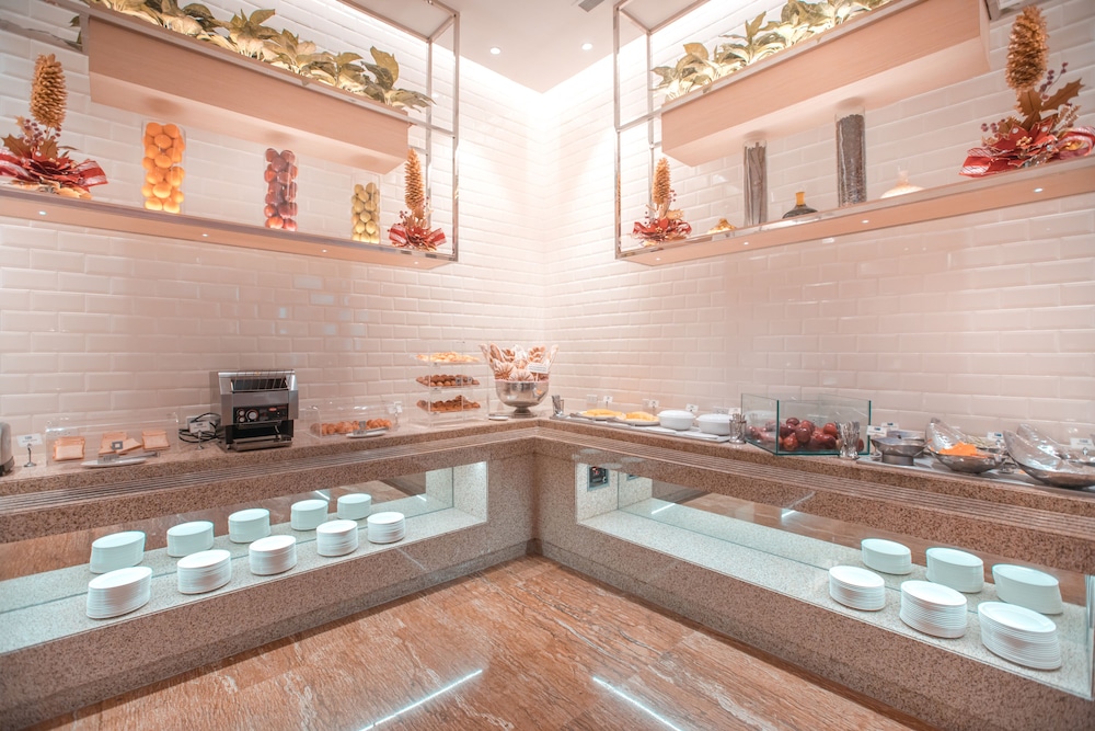 holiday inn express manila newport city an ihg hotel