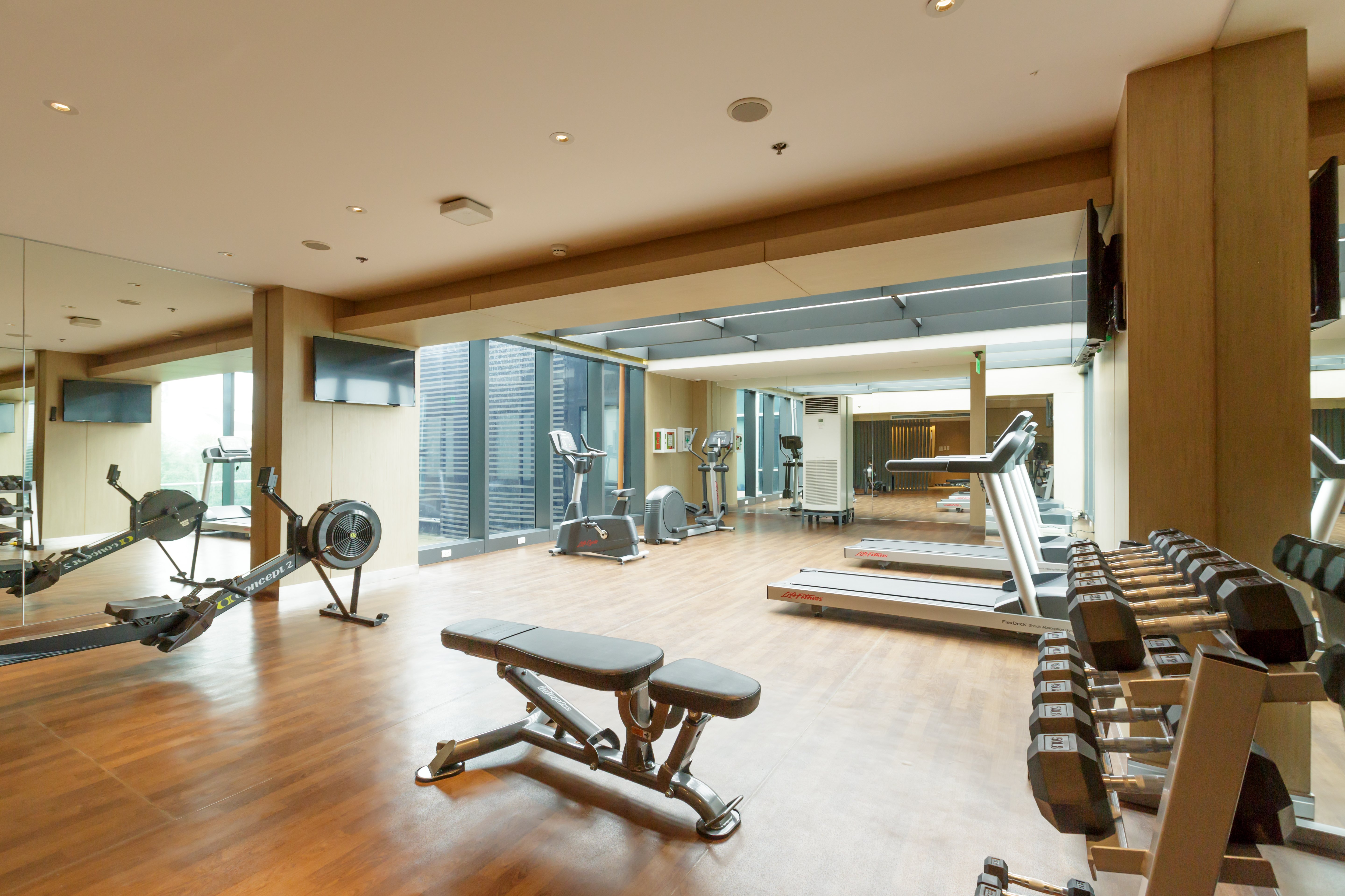 holiday inn express manila newport city an ihg hotel