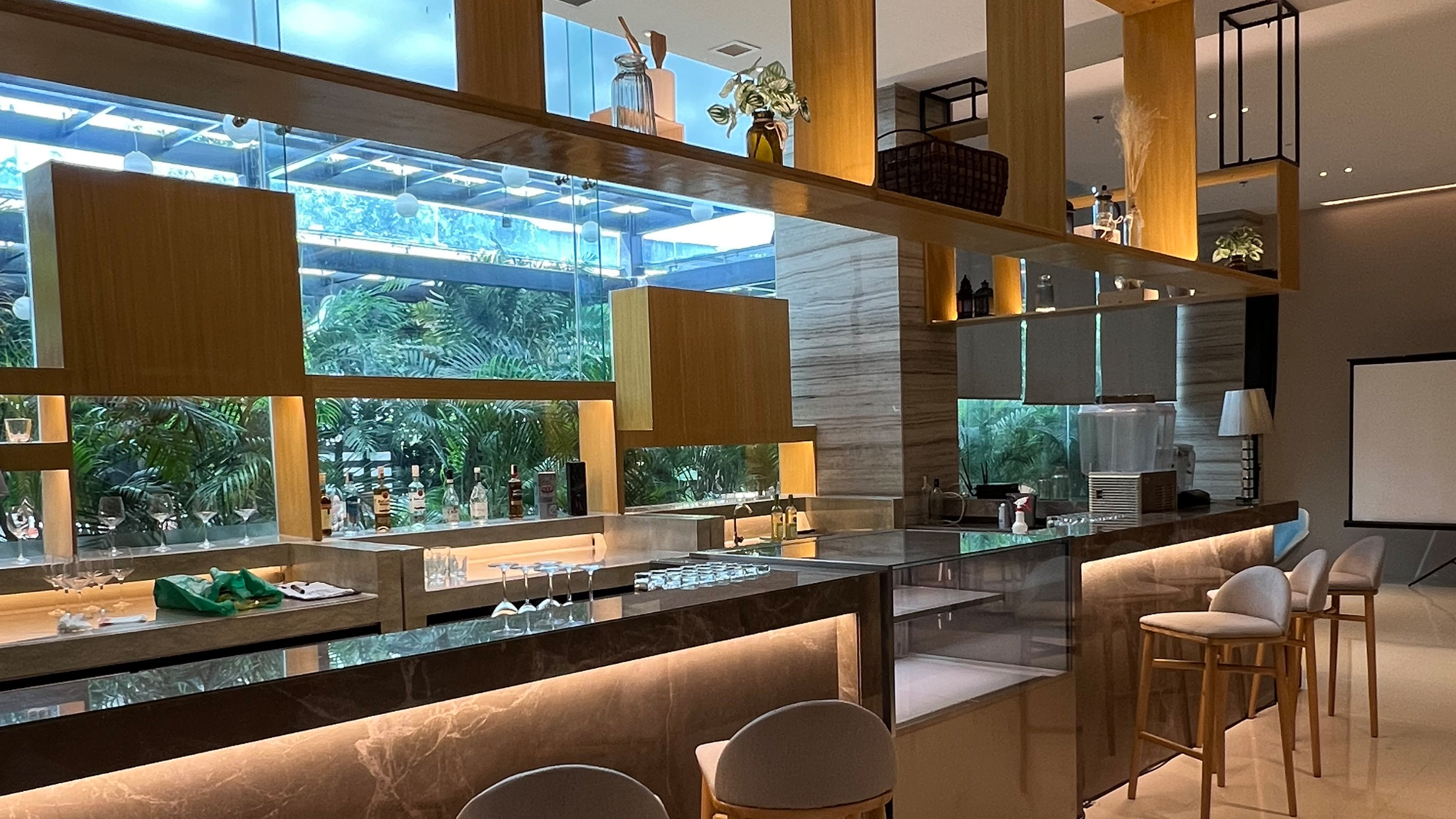 holiday inn express manila newport city an ihg hotel