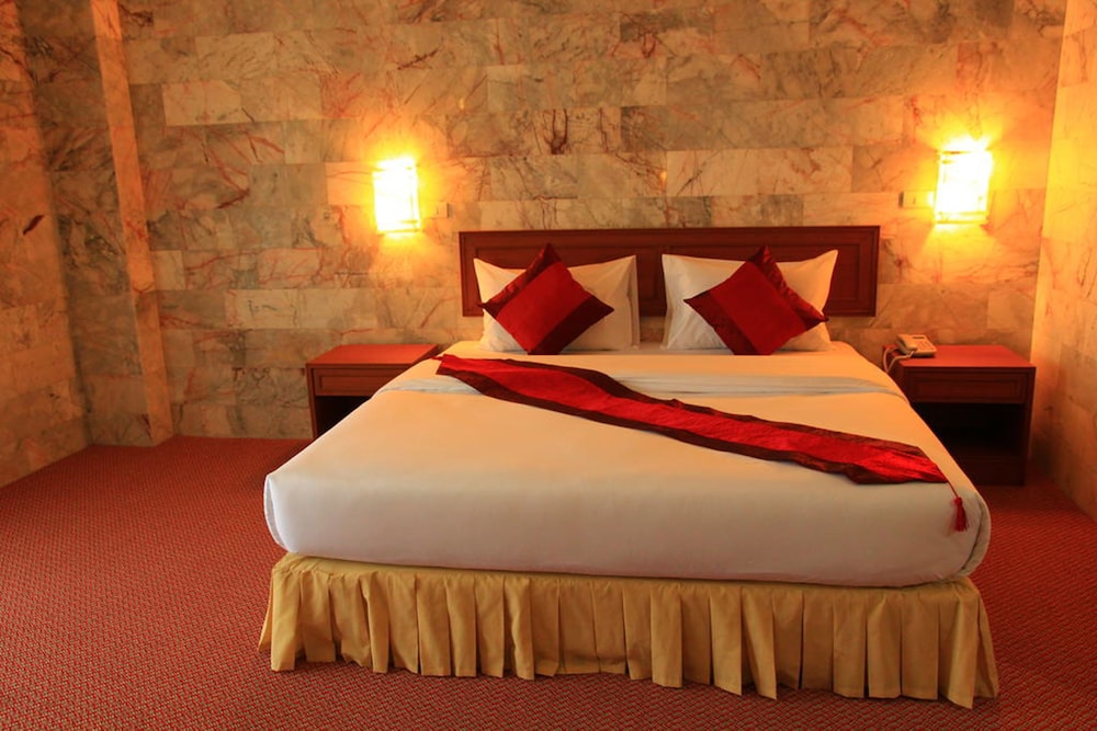 golden dragon resort