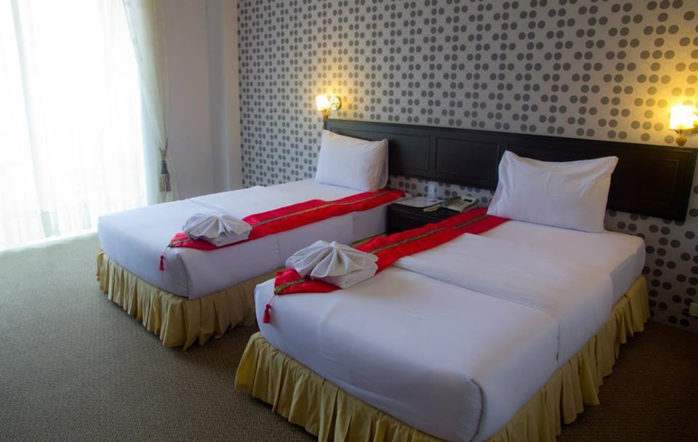 golden dragon resort