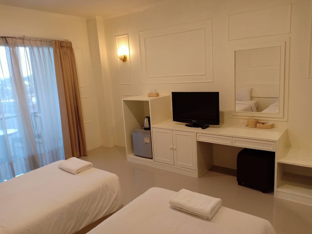 golden dragon resort