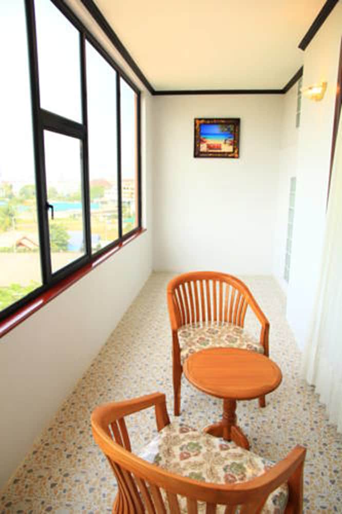 golden dragon resort
