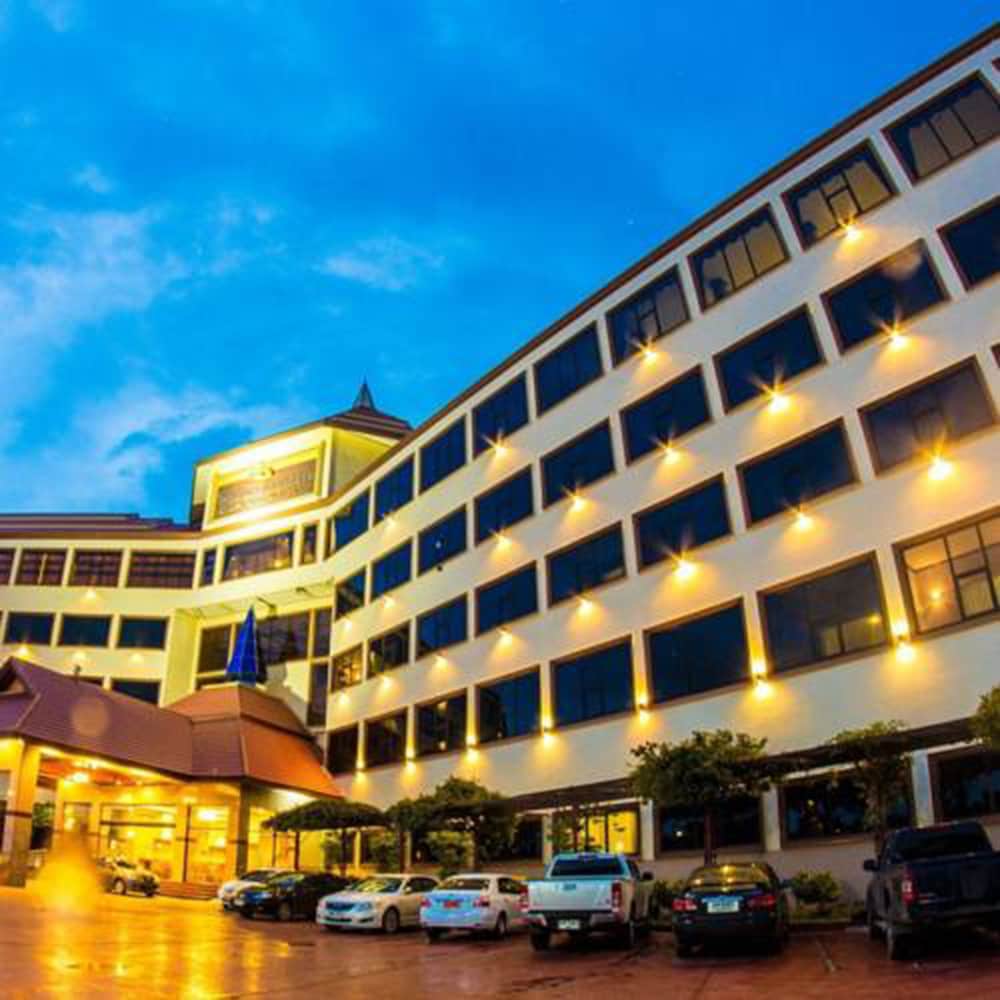 golden dragon resort