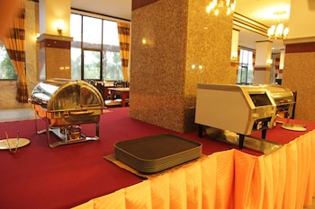 golden dragon resort