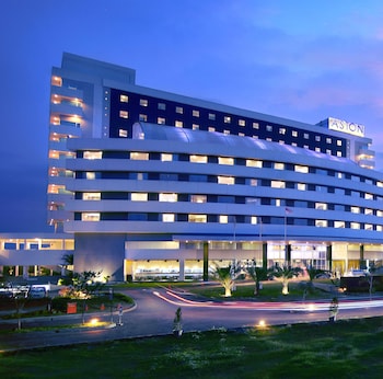 Aston Cirebon Hotel & Convention Center,Kuningan>>Cirebon,4 star