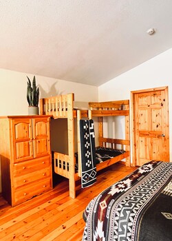 Cow Lake Store And Resort,384002 Range Rd 82,3 star