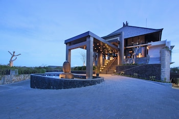 ulu segara luxury suites and villas