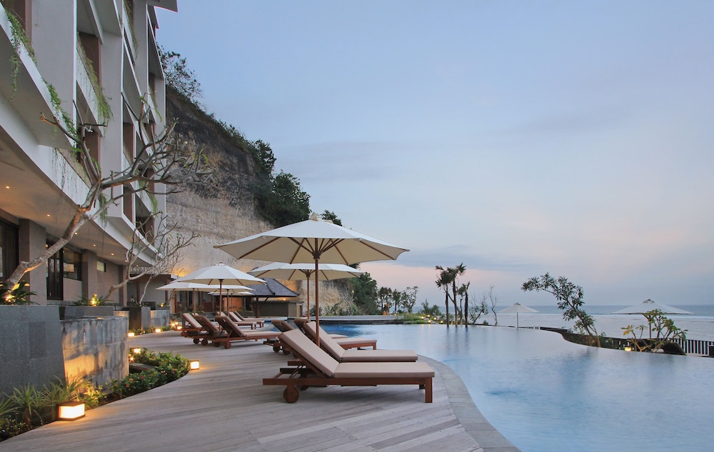 ulu segara luxury suites and villas