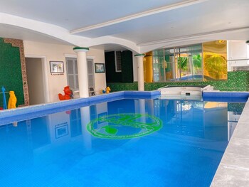 thanh lich hue hotel