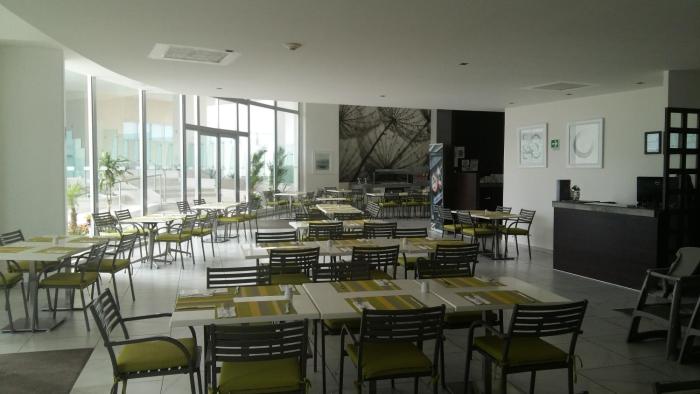 krystal urban cancun and beach club