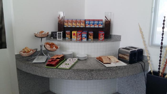 krystal urban cancun and beach club