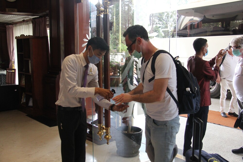 regency angkor hotel