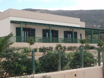 Falasarna Bay,Crete>>Chania,2 star