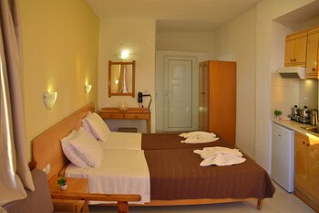Falasarna Bay,Crete>>Chania,2 star