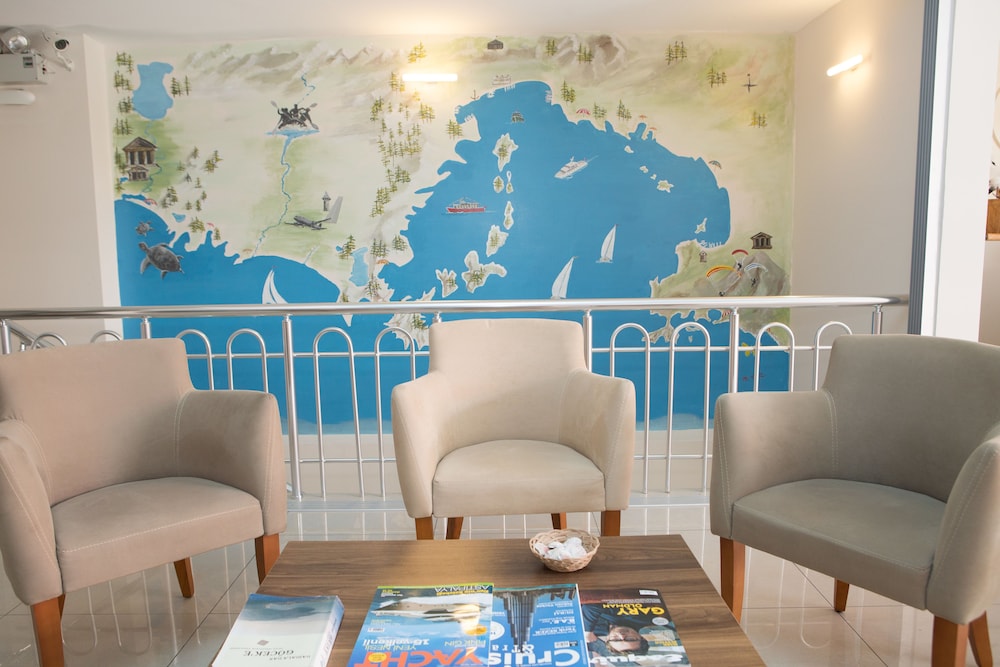 dedeminn marina hotel