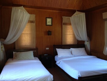 malibu beach bungalows