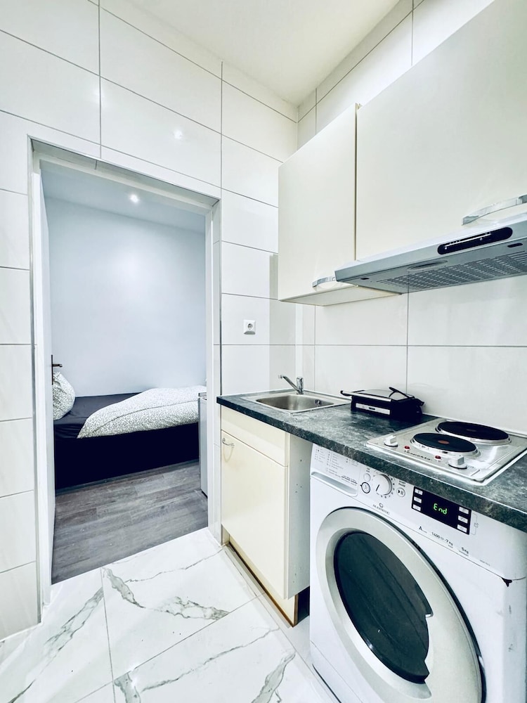 simple studio near klosterneuburg