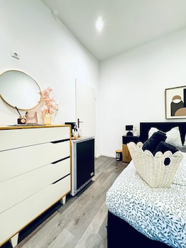 Simple Studio Near Klosterneuburg,,3 star