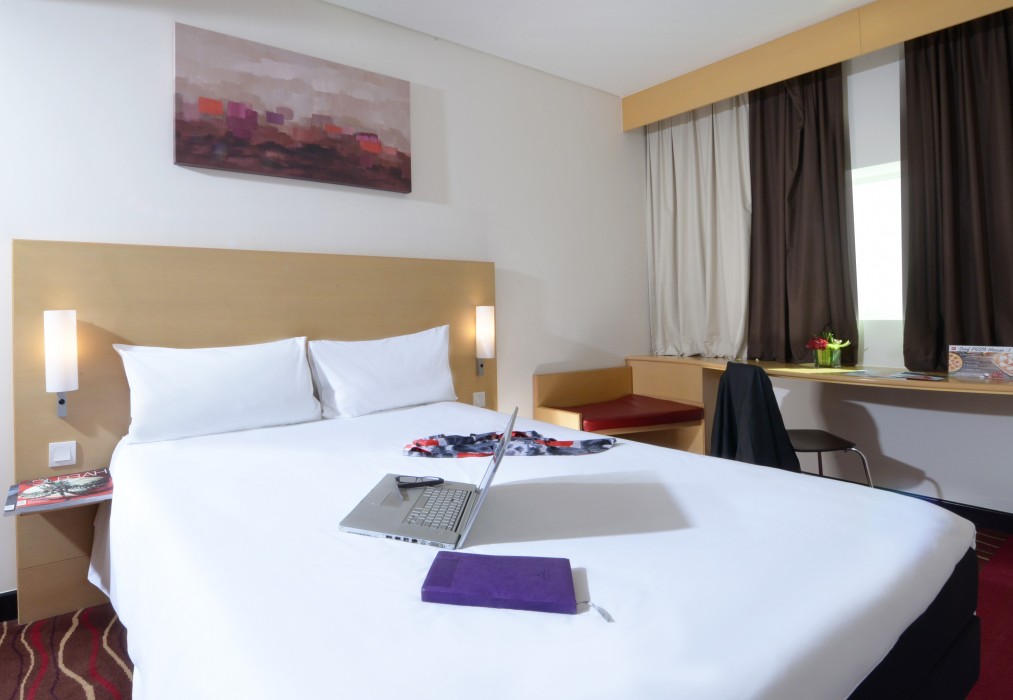 ibis seef manama