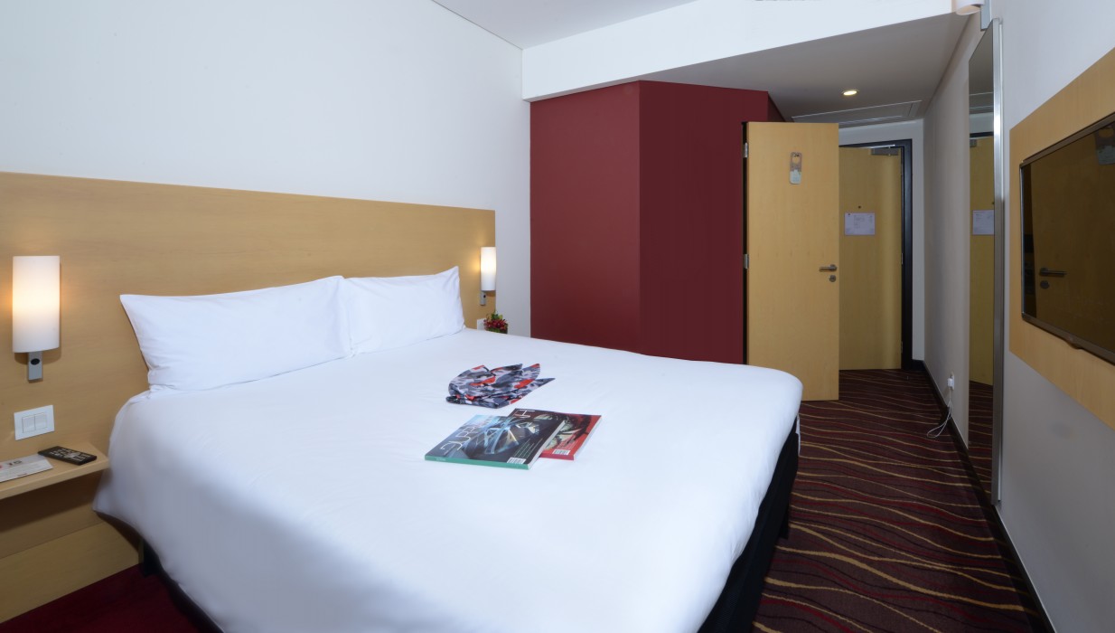 ibis seef manama