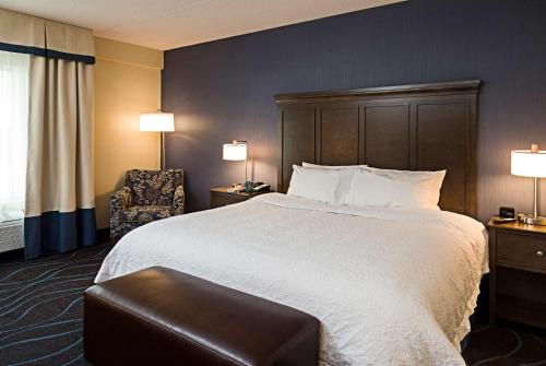 hampton inn by hilton ottawa airport on cn