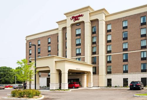 hampton inn by hilton ottawa airport on cn