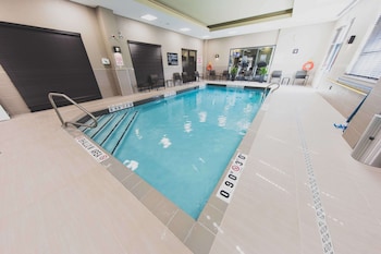 hampton inn and suites by hilton bolton