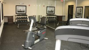 holiday inn express and suites la vale cumberland