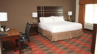 holiday inn express and suites la vale cumberland