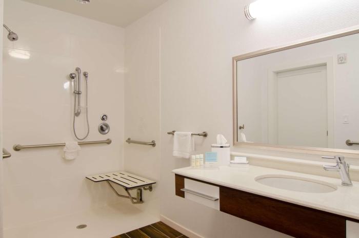 hampton inn and suites huntsville