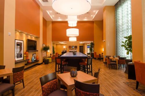 hampton inn and suites huntsville