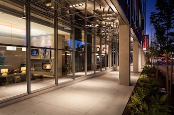 hilton garden inn seattle downtown