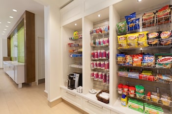 hilton garden inn boston logan airport