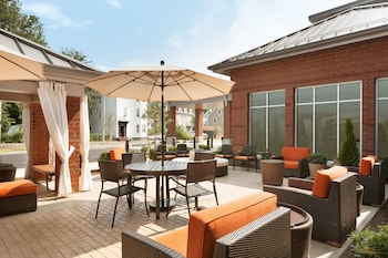 hilton garden inn boston logan airport