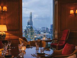 Hôtel Des Arts Saigon - Mgallery Collection,District 3>>District 1,5 star