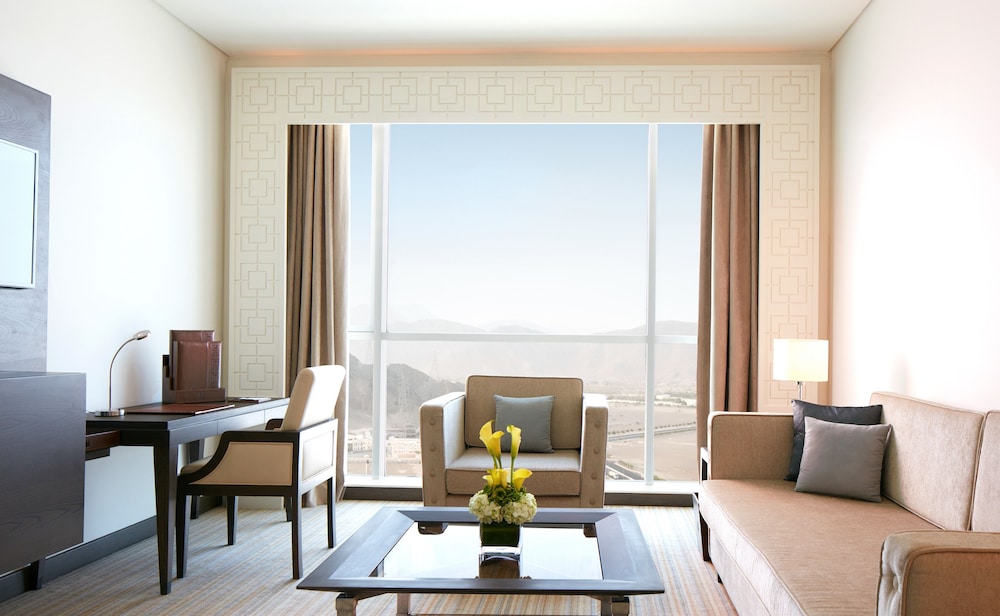 royal m hotel fujairah by gewan