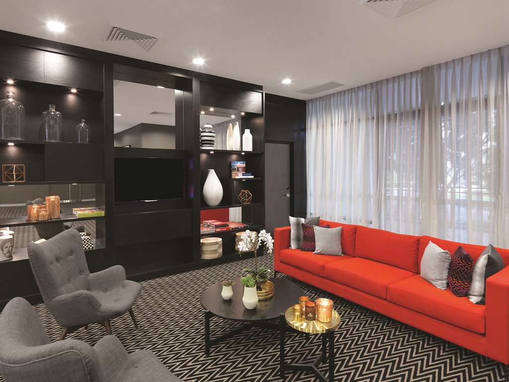 adina apartment hotel sydney airport