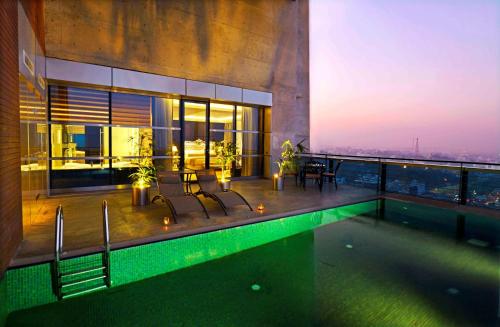 radisson blu chattogram bay view