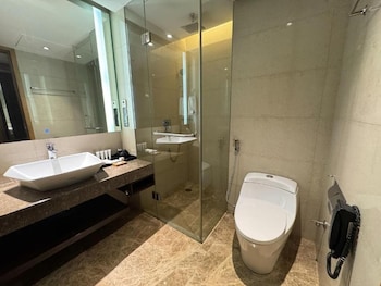 radisson blu chattogram bay view