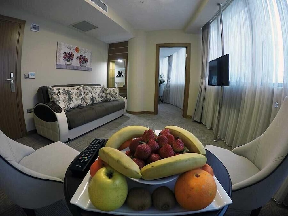 yol is holiday adana