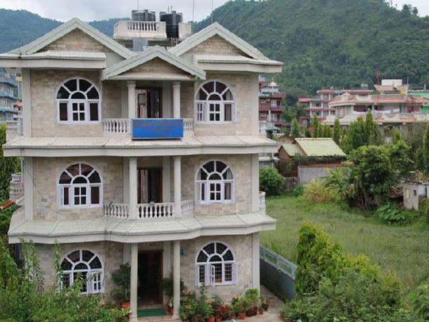 hotel fishtail villa