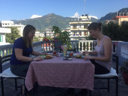 hotel fishtail villa