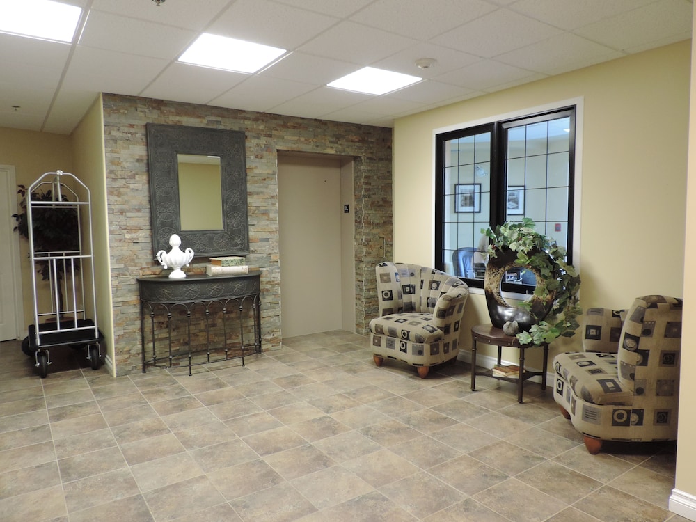 The Castle At Swan Lake,Kelowna>>Carrs Landing,4 star