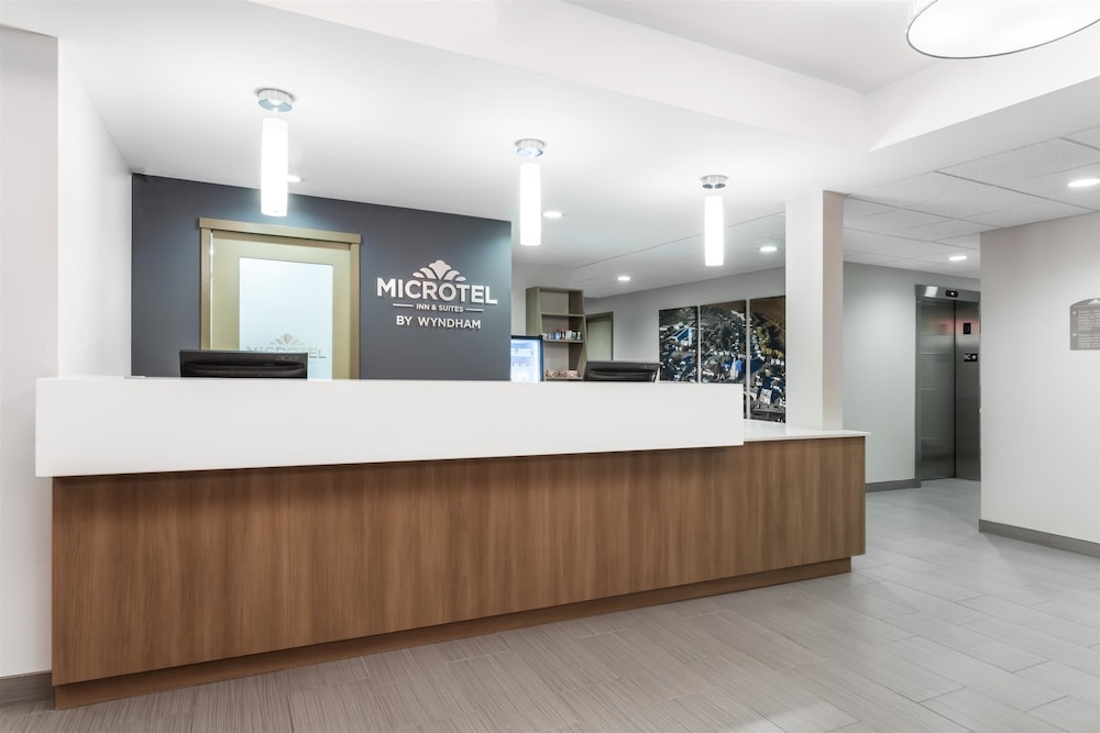 Microtel By Wyndham Casselman,Gatineau>>Casselman,3 star