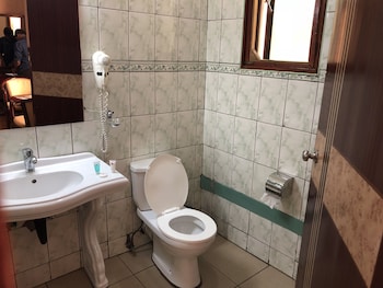 bridgeview hotel and conference centre