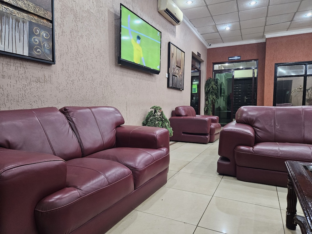 bridgeview hotel and conference centre