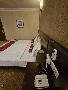 bridgeview hotel and conference centre