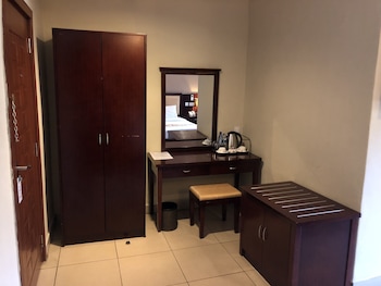 bridgeview hotel and conference centre