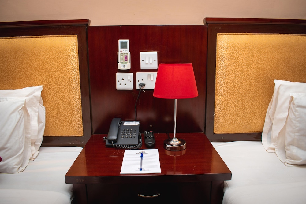 bridgeview hotel and conference centre